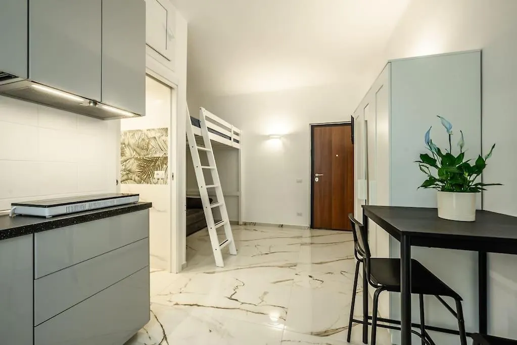 Milan St Laurent Apartment