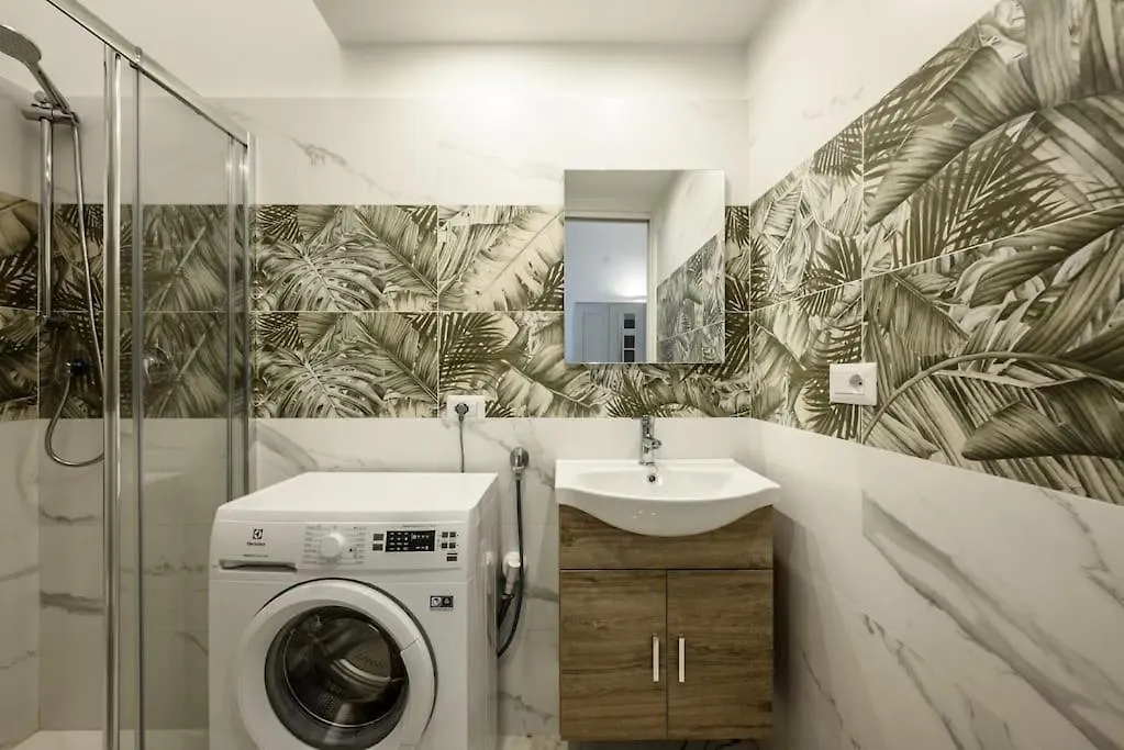 Milan St Laurent Apartment 0*,  إيطاليا